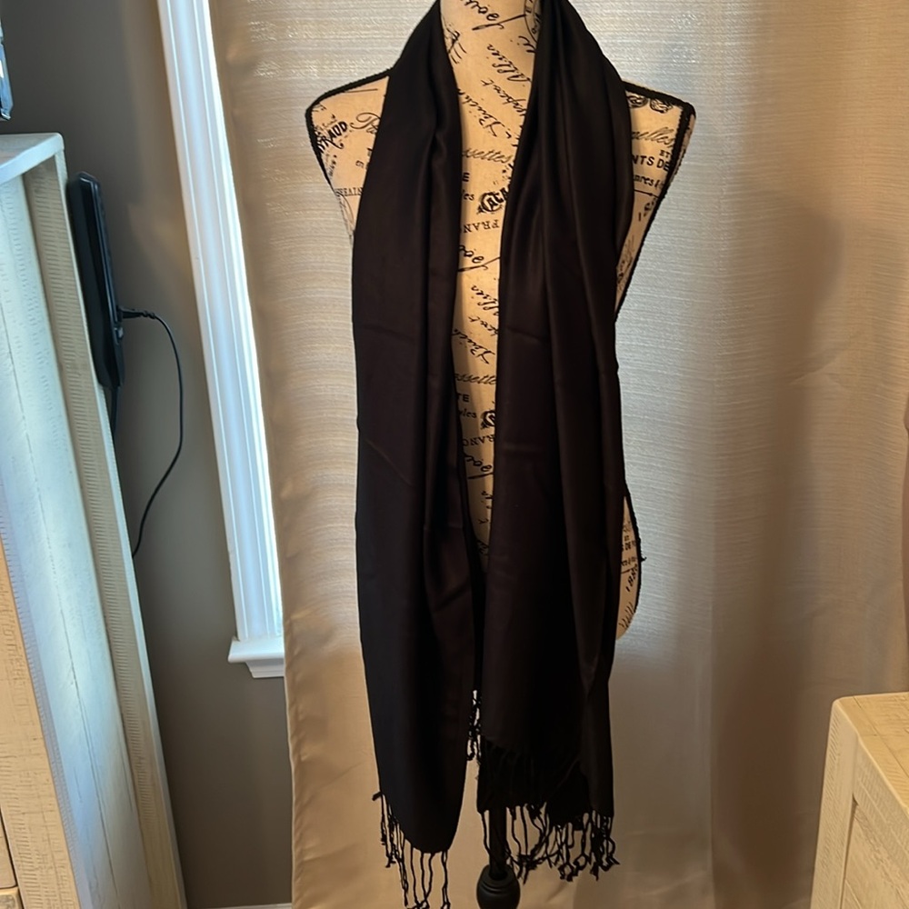 Red, olive, black and white wrap $33 each